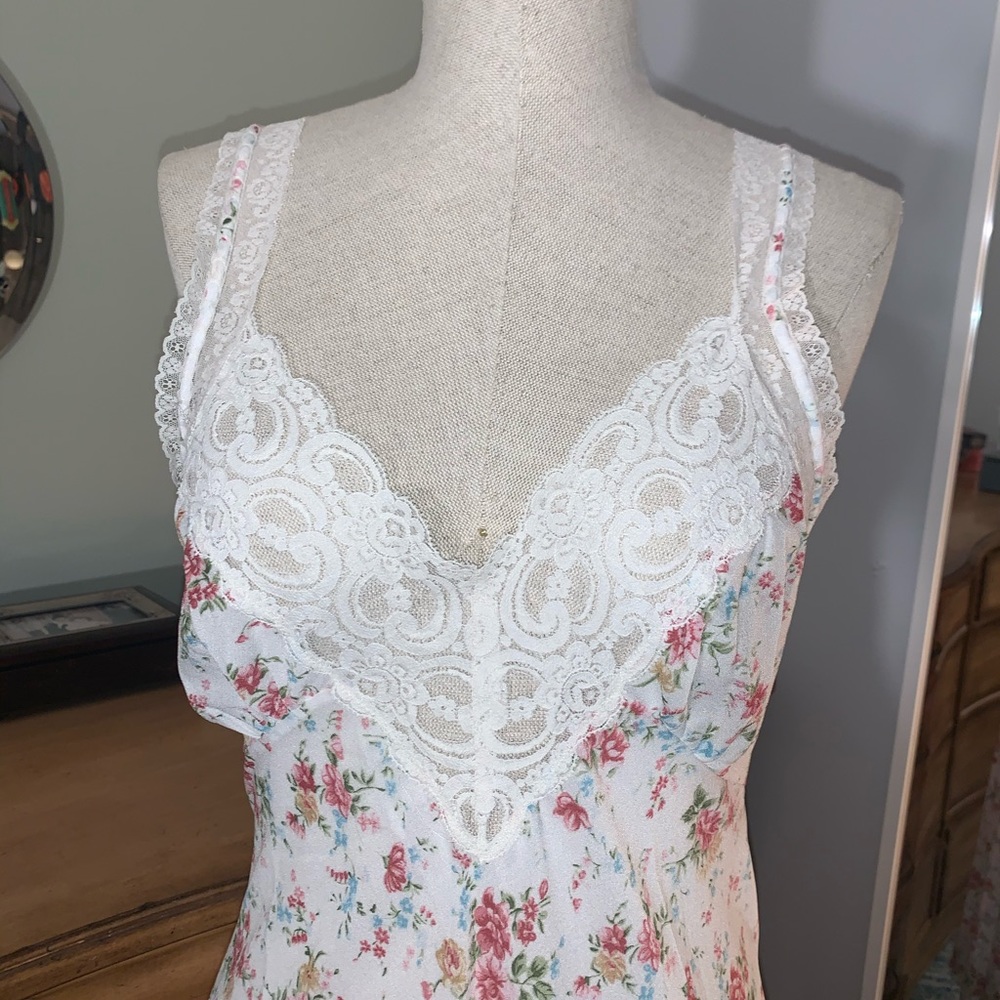 Christian Dior Matching Night Gown and Robe!